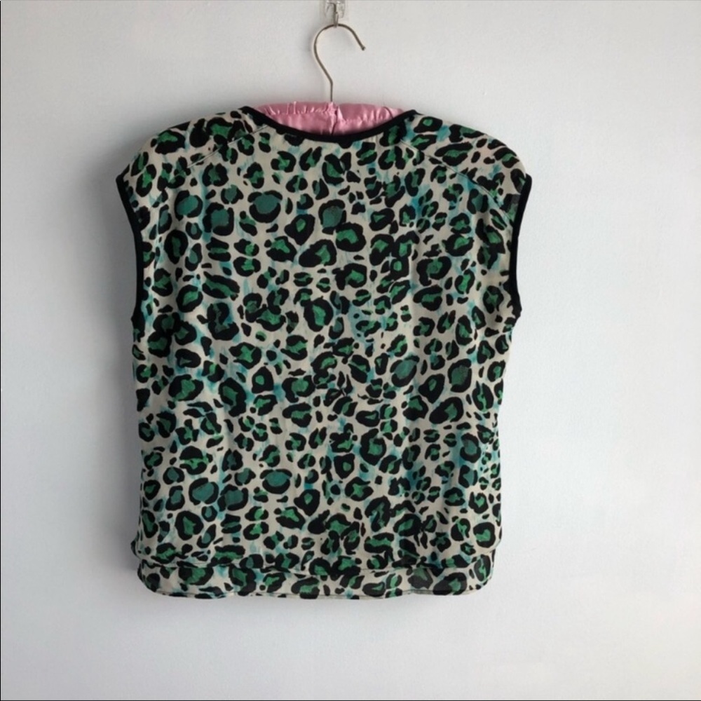 Cabi Jungle Green Cheetah Top Size Xs - image 6